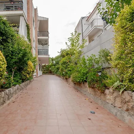 Llum De Mar Double Terrace Getaway شقة