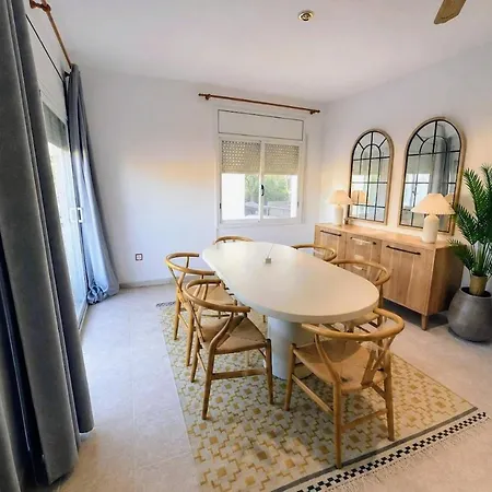Llum De Mar Double Terrace Getaway شقة سيدجيس